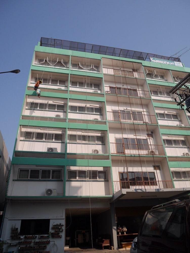 Pakchong Phubade Hotel Exterior foto