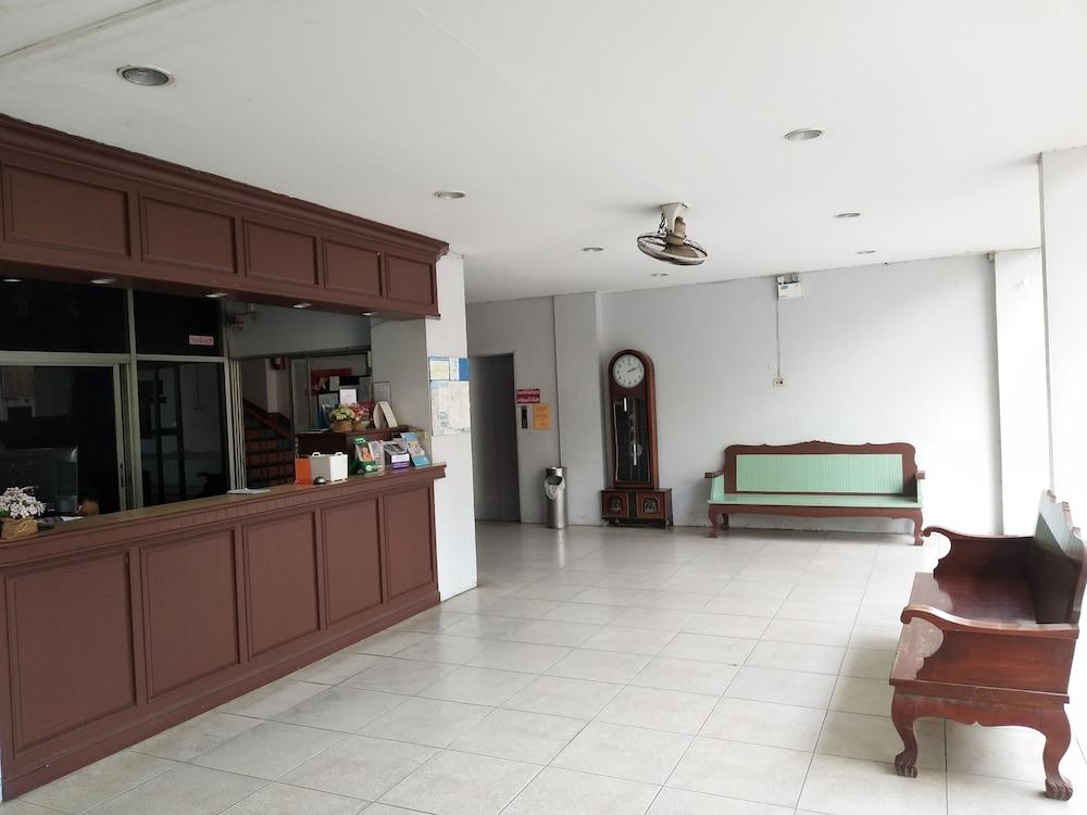 Pakchong Phubade Hotel Exterior foto